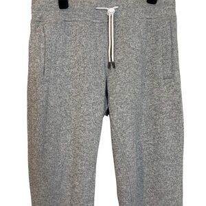 Under Armour Women’s Gray Fleece/Mesh Lined Sweatpants/Joggers  - XS